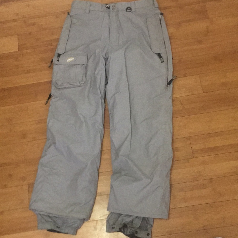 Snowboard pants